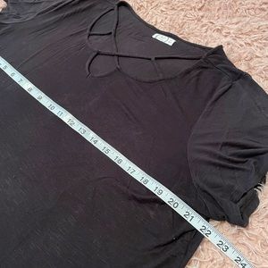 Maurice’s XXL black T-shirt